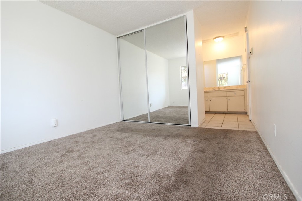 555 S La Veta Park Circle 135