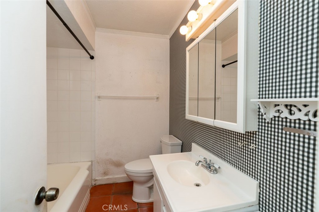 6326 Clara Lee Avenue