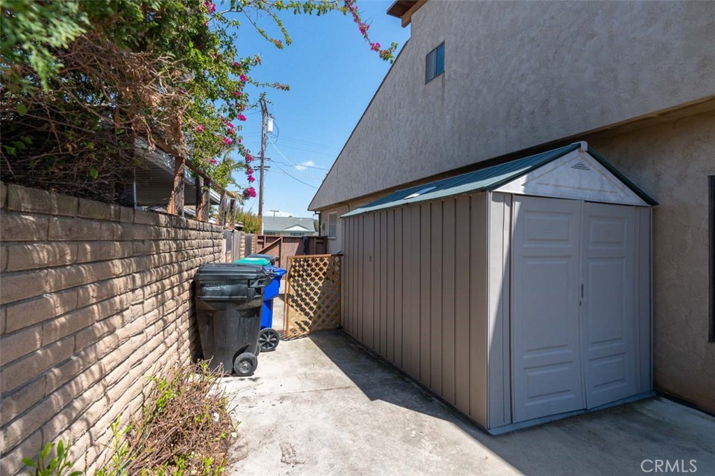 6326 Clara Lee Avenue