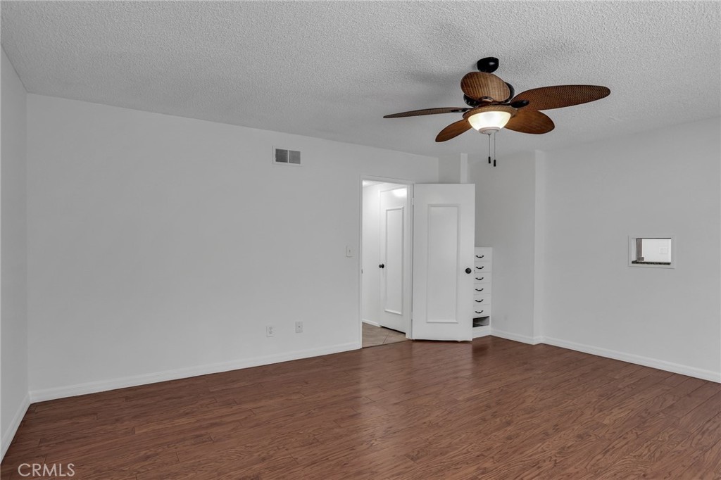 18000 Harvest Avenue