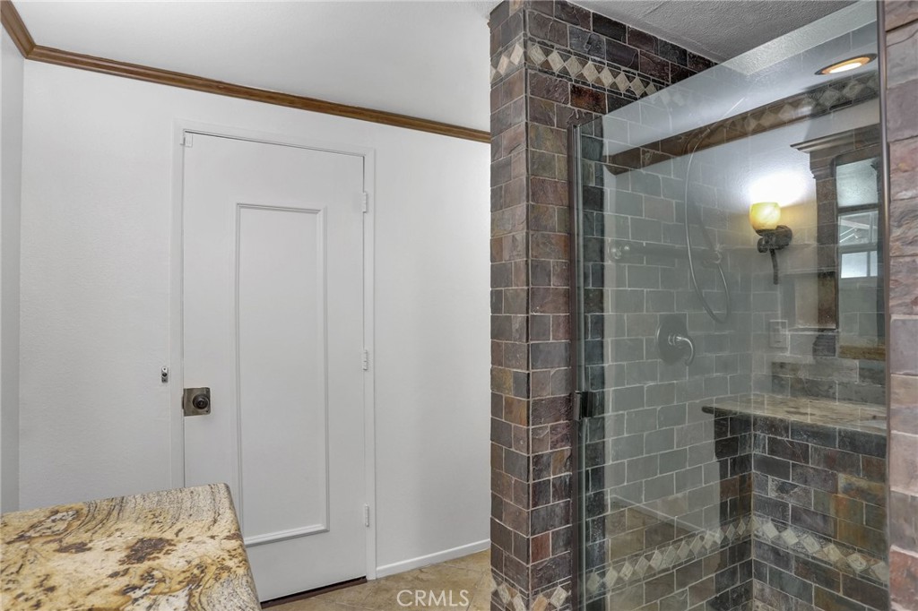 18000 Harvest Avenue