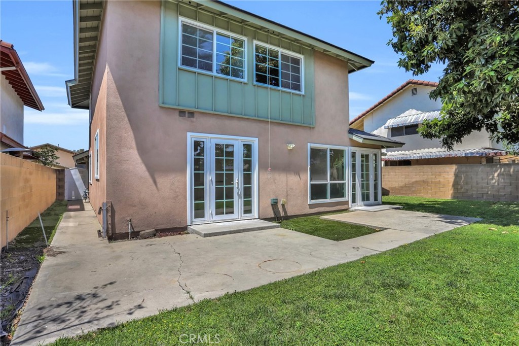 18000 Harvest Avenue