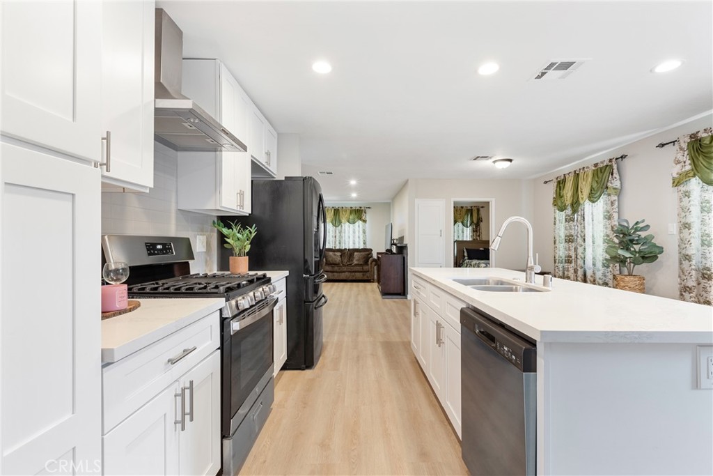 1036 W 96th Street