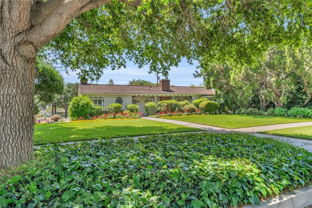 2394 Sherwood Road