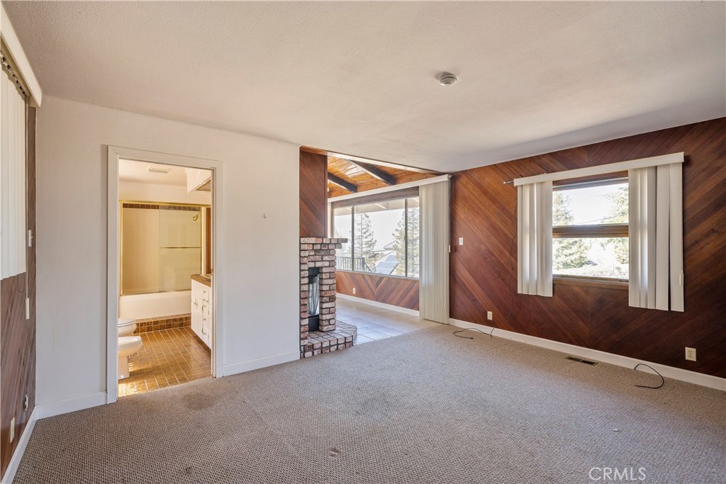 27489 Fairview Avenue