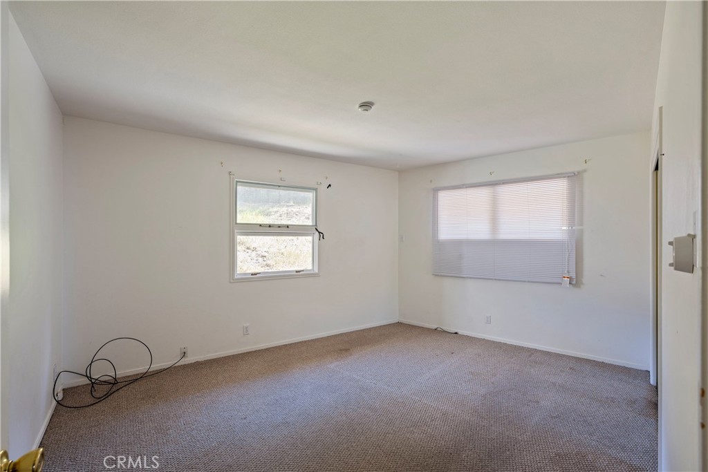 27489 Fairview Avenue