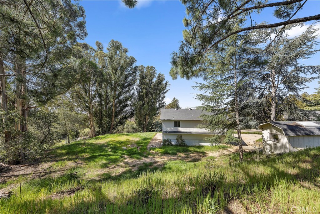 27489 Fairview Avenue