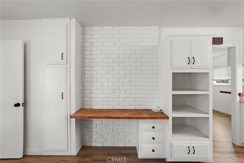 507 N Carousel Place