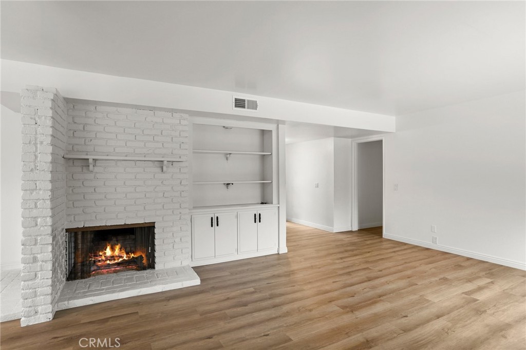 507 N Carousel Place