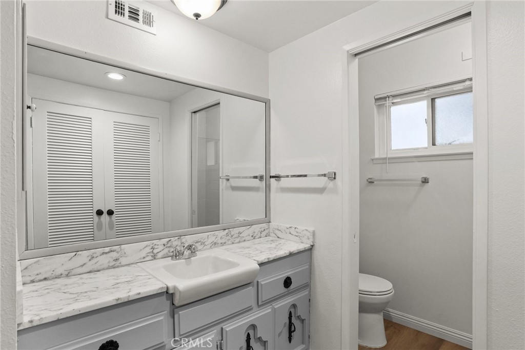 507 N Carousel Place