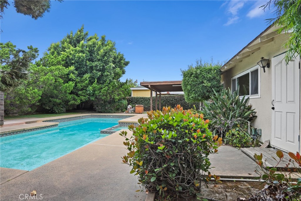 507 N Carousel Place