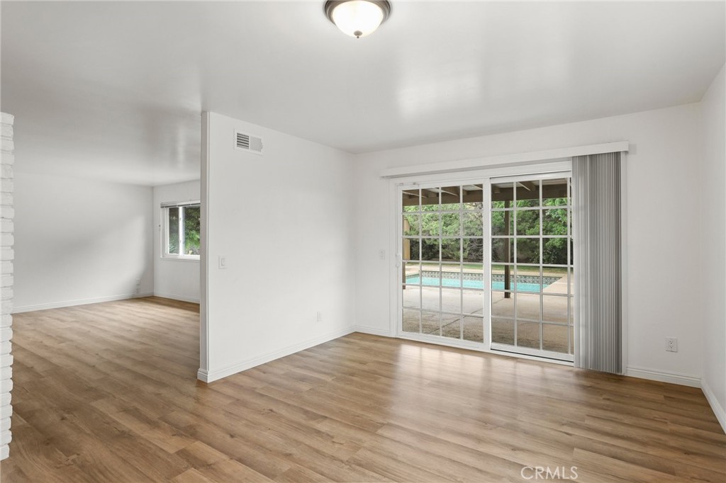 507 N Carousel Place