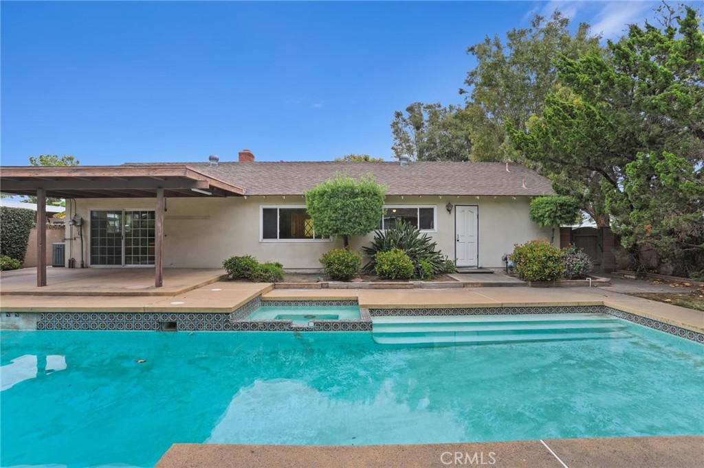 507 N Carousel Place