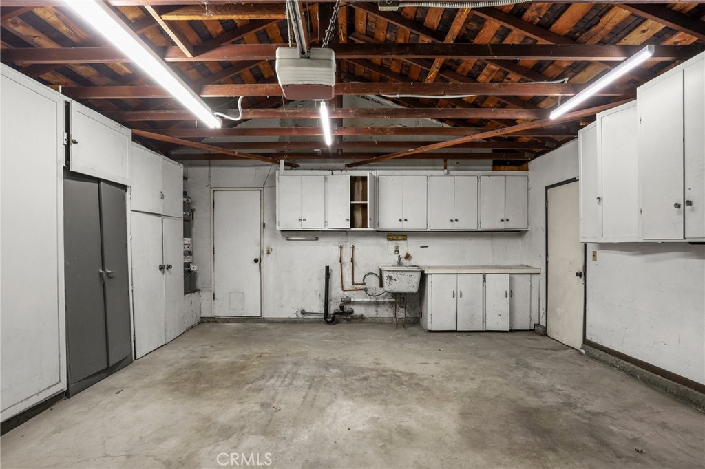 507 N Carousel Place