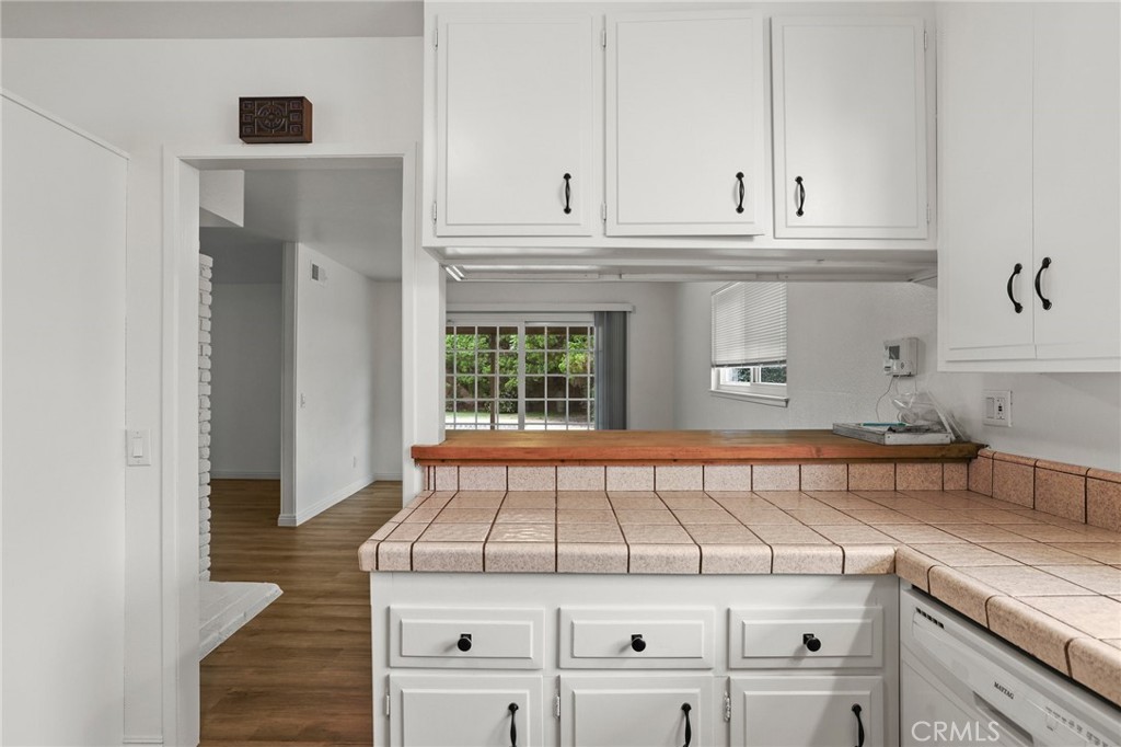 507 N Carousel Place