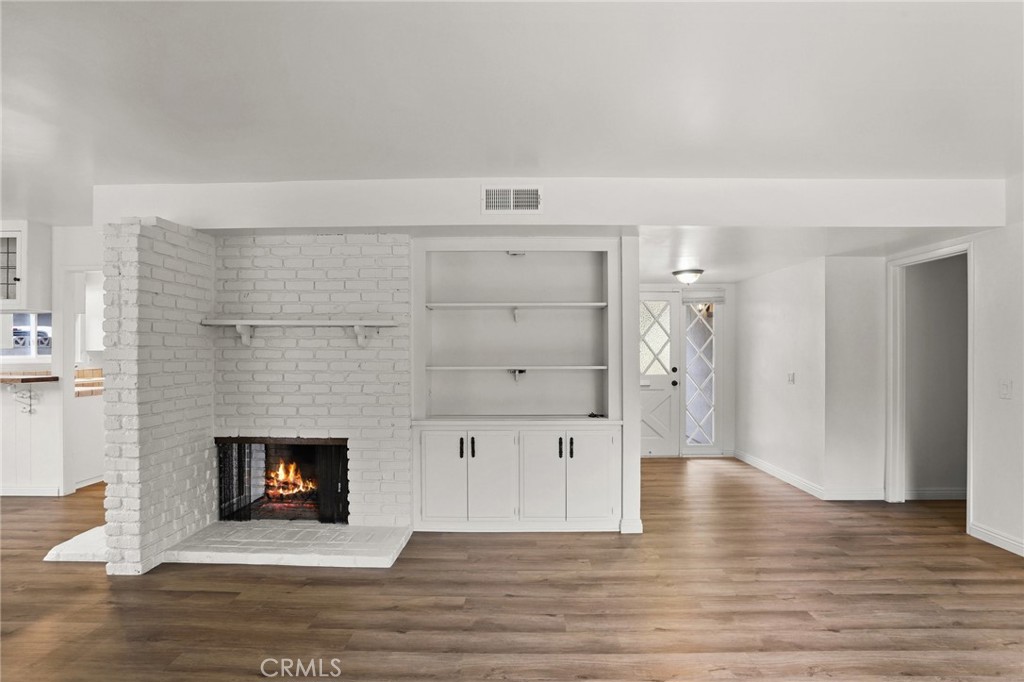 507 N Carousel Place