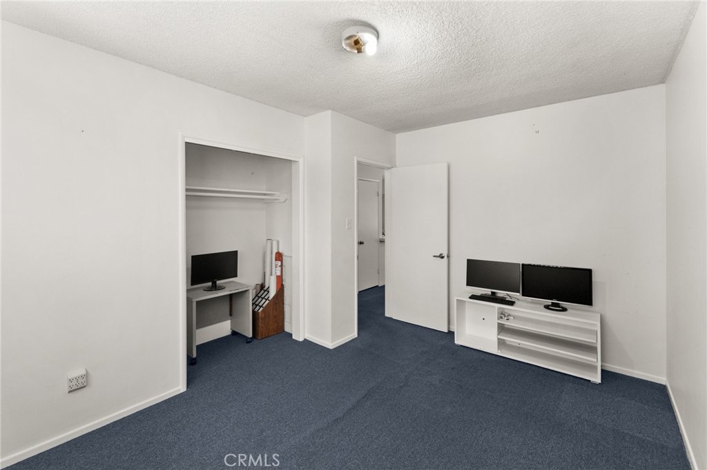 39 Westminster Avenue