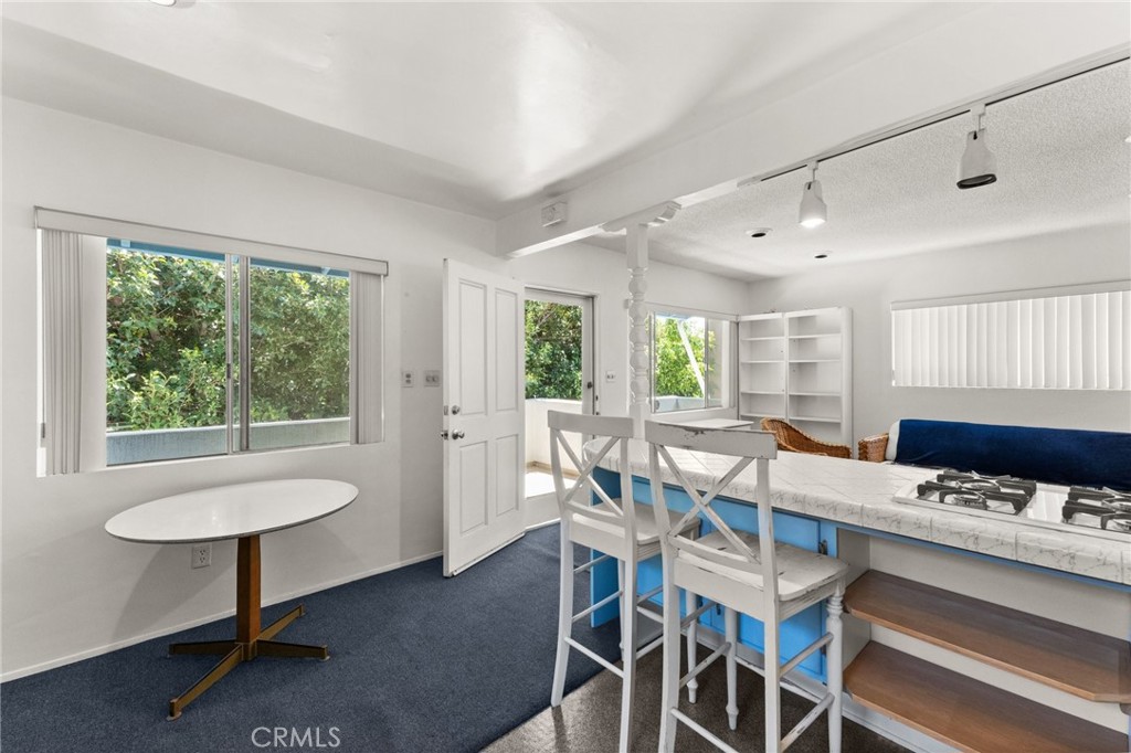 39 Westminster Avenue