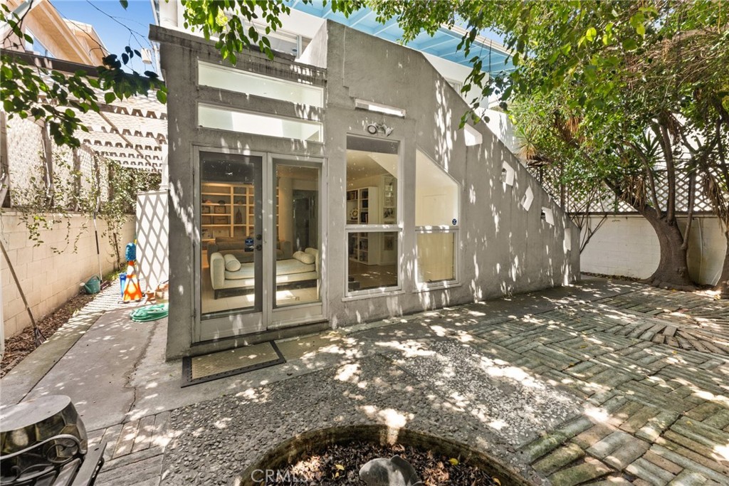 39 Westminster Avenue