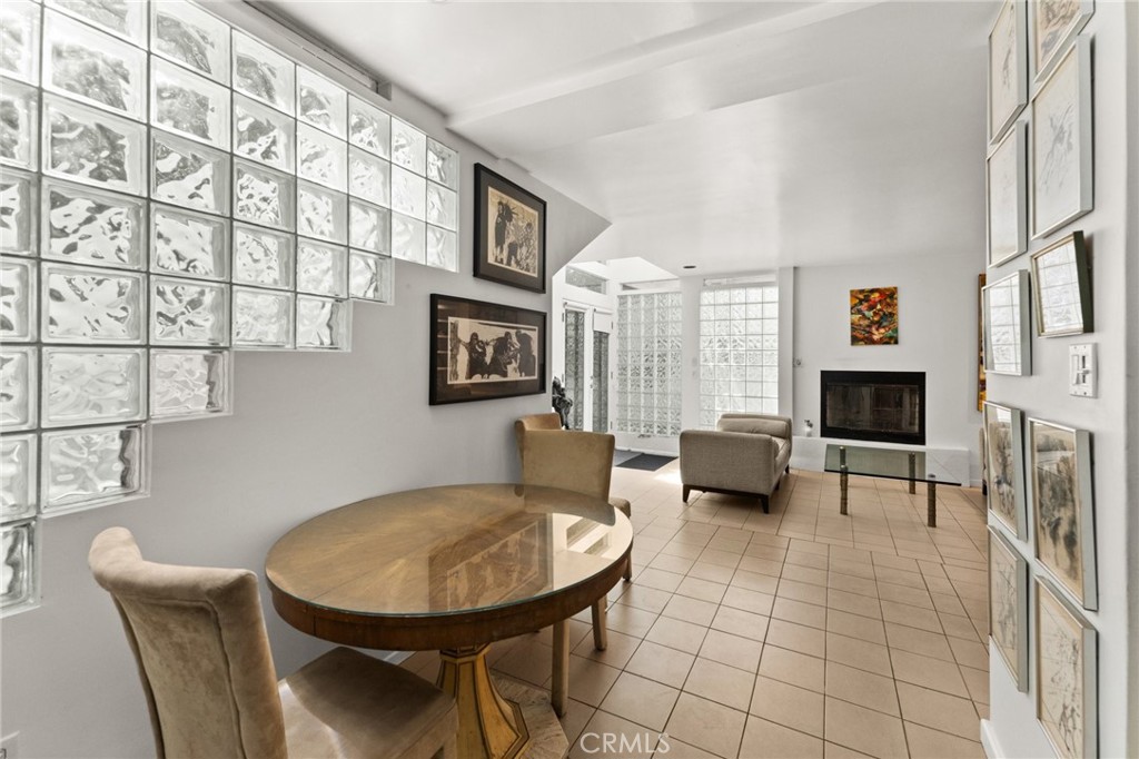 39 Westminster Avenue