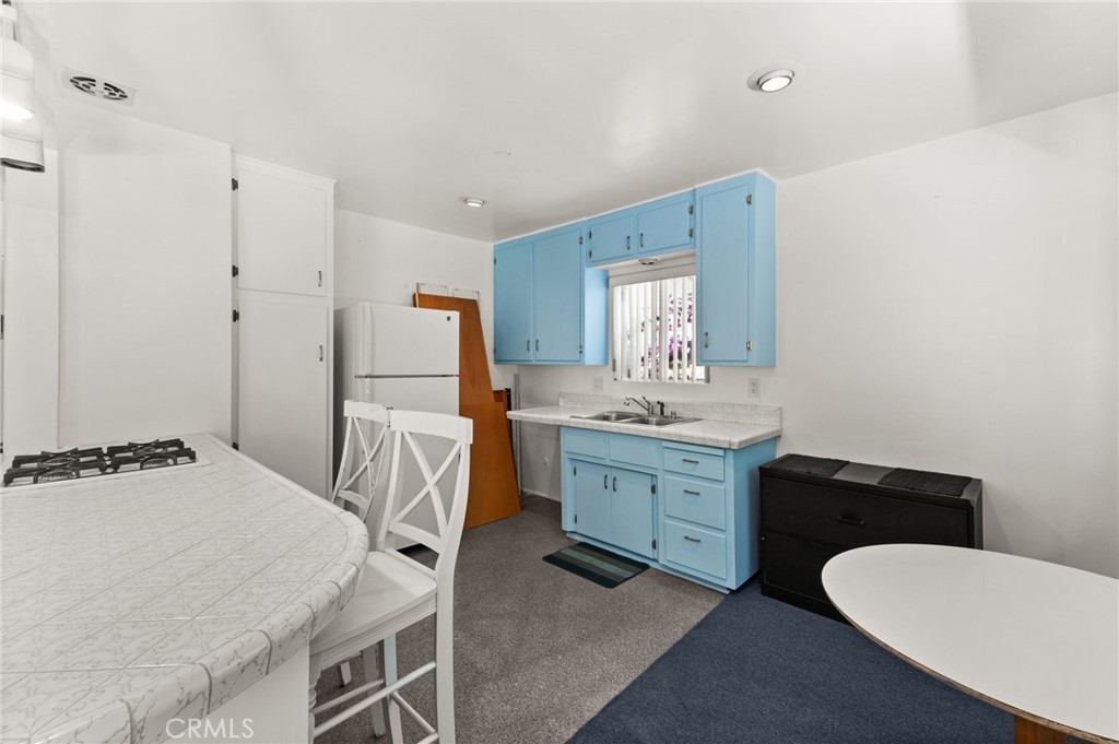 39 Westminster Avenue