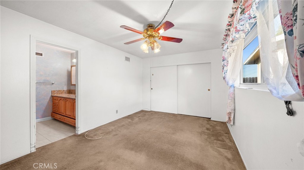 3117 E Hollingworth Street