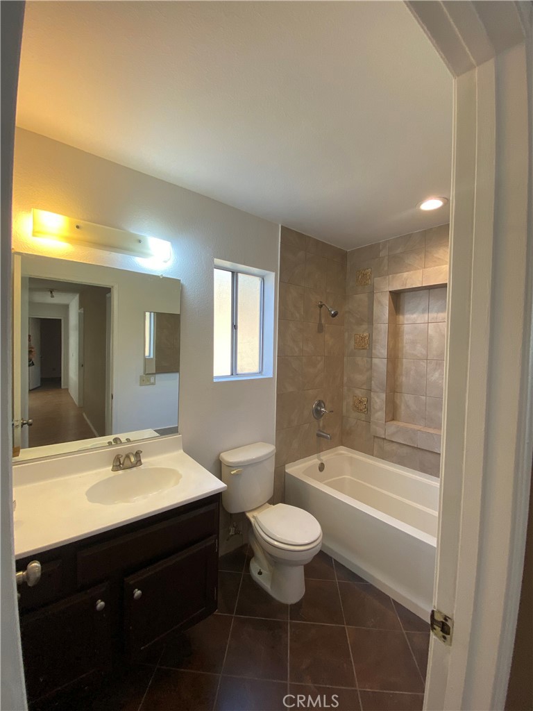 2505 E Marlena Street