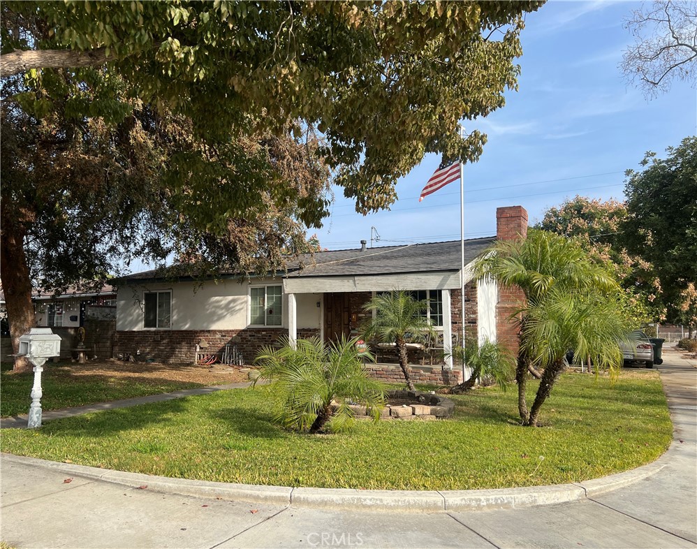 400 N Durrell Avenue