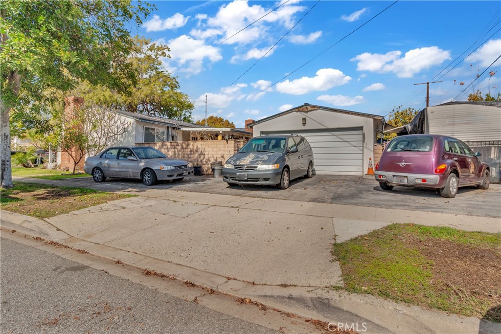 400 N Durrell Avenue