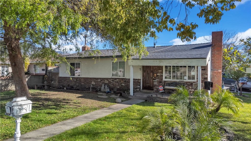 400 N Durrell Avenue