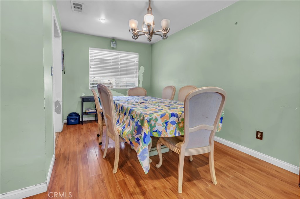 400 N Durrell Avenue