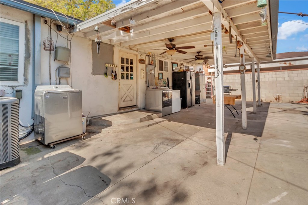 400 N Durrell Avenue