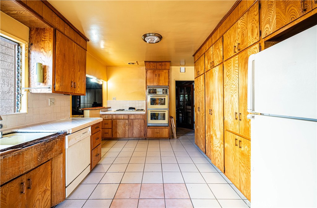 3249 Country Club Drive Drive