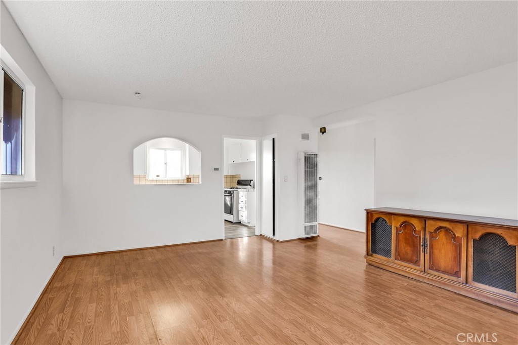 3617 W Valencia Drive