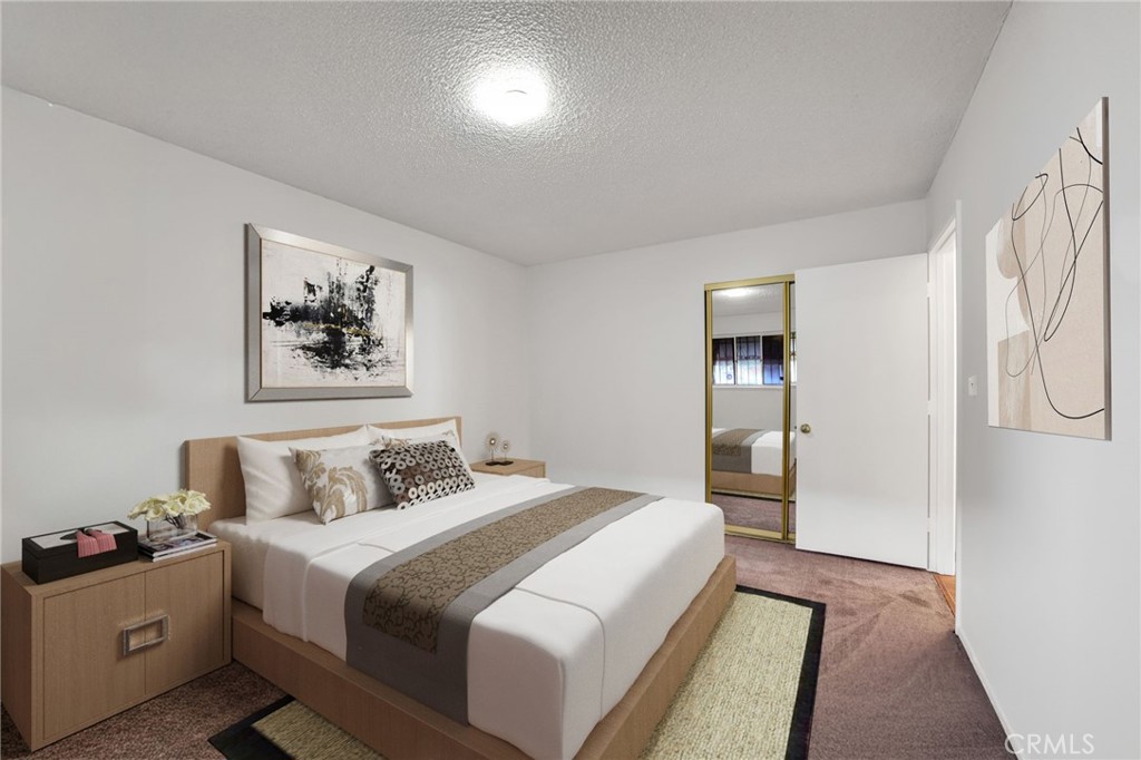 3617 W Valencia Drive