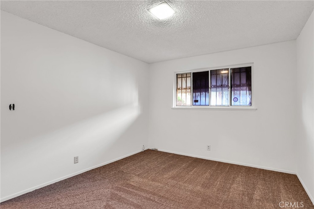 3617 W Valencia Drive