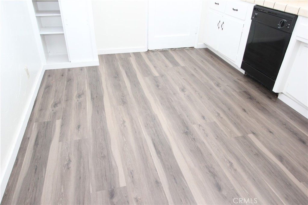 3617 W Valencia Drive