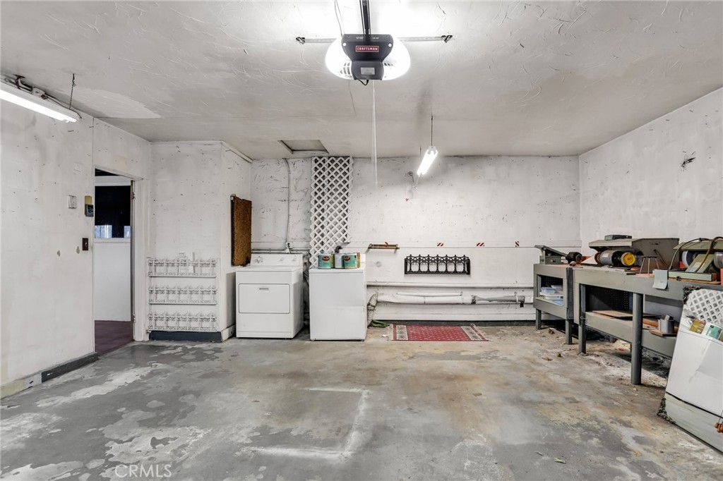 3617 W Valencia Drive