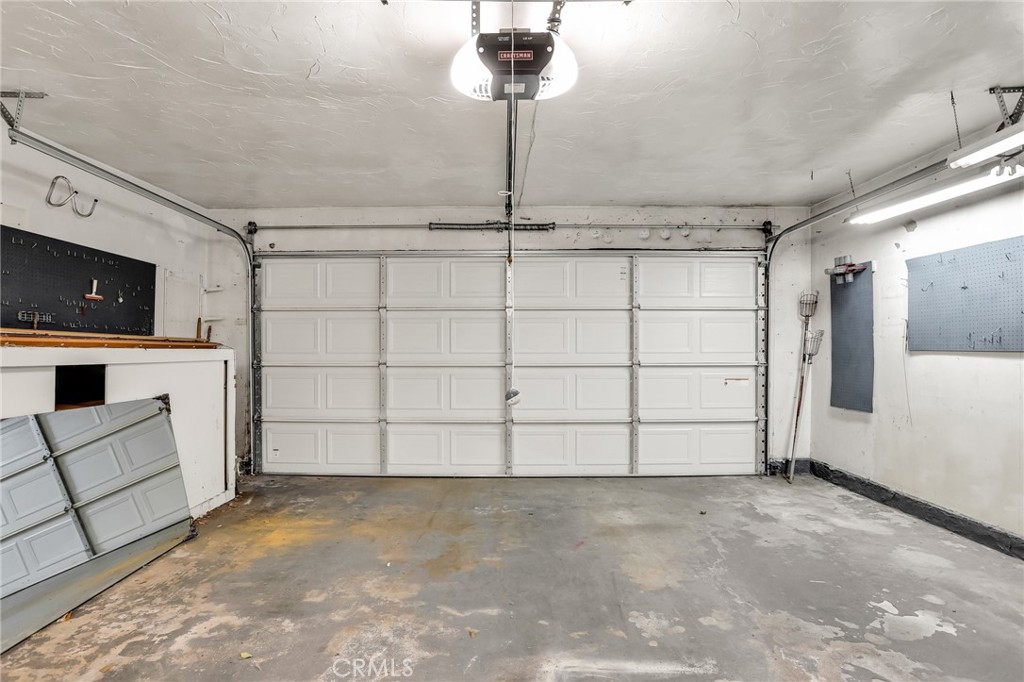 3617 W Valencia Drive