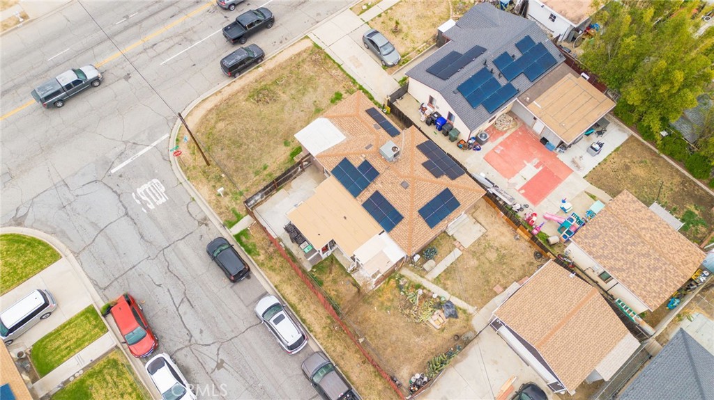 1005 E Lynwood Drive