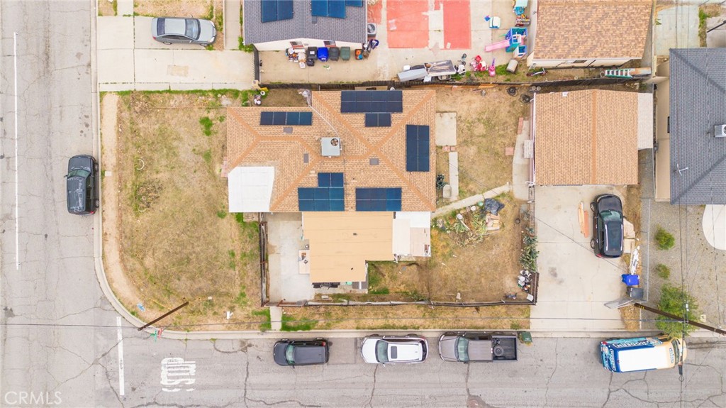 1005 E Lynwood Drive