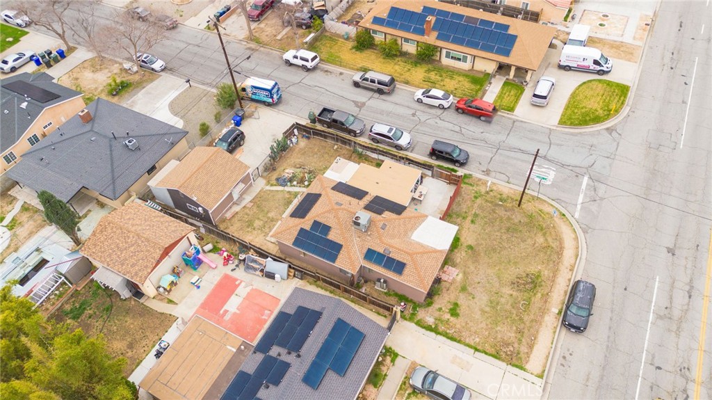 1005 E Lynwood Drive