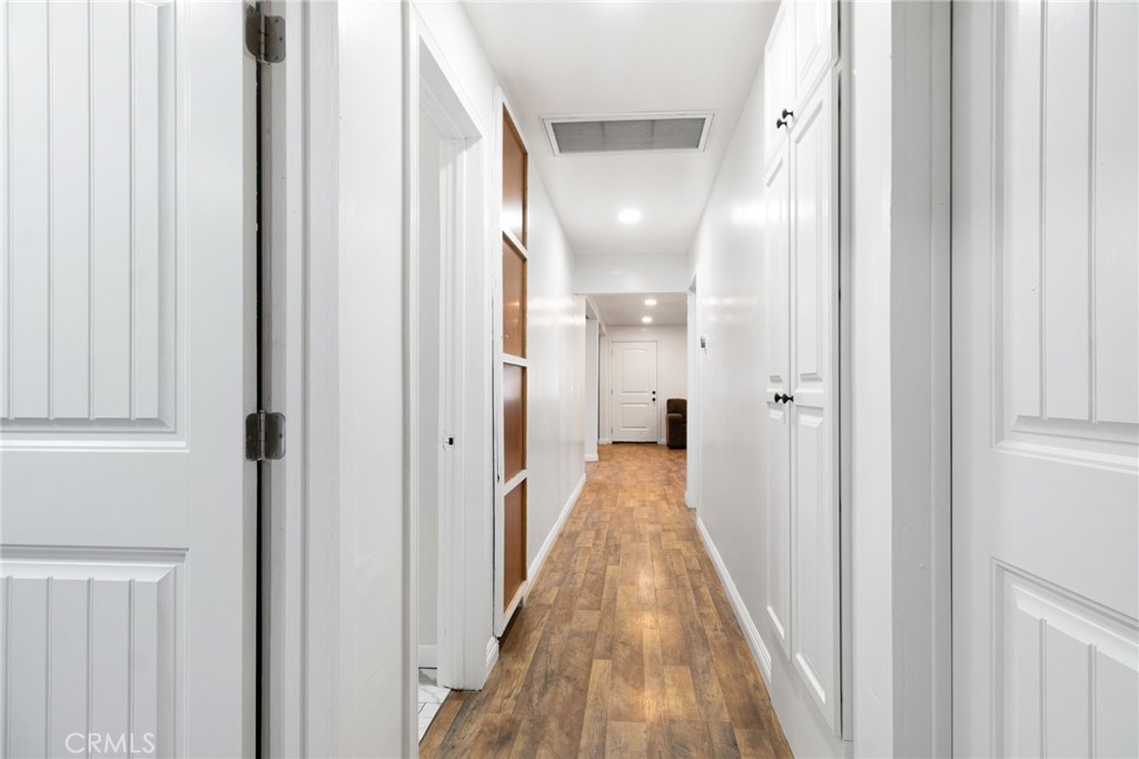 1005 E Lynwood Drive