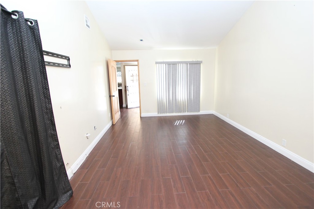3609 W 144th Street