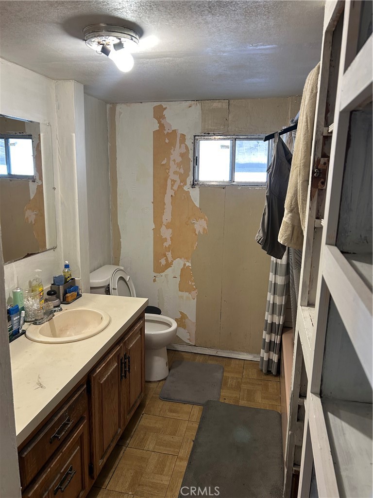 11101 E Imperial Highway E 68