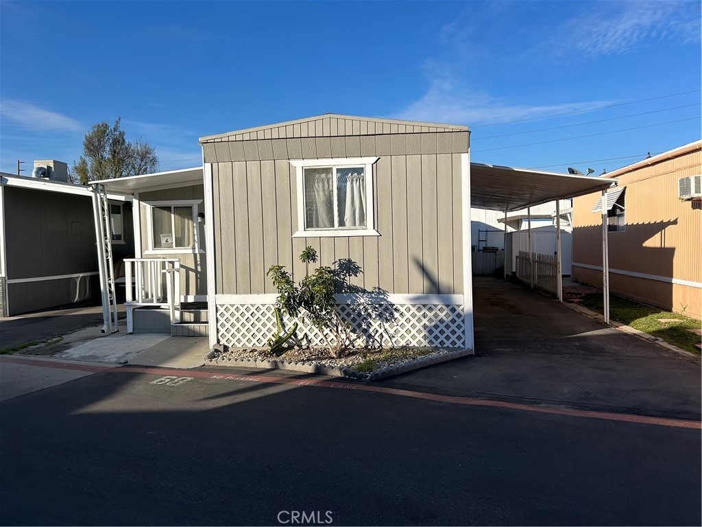 11101 E Imperial Highway E 68