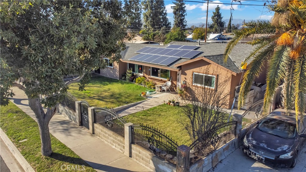 1099 E Lexington Avenue