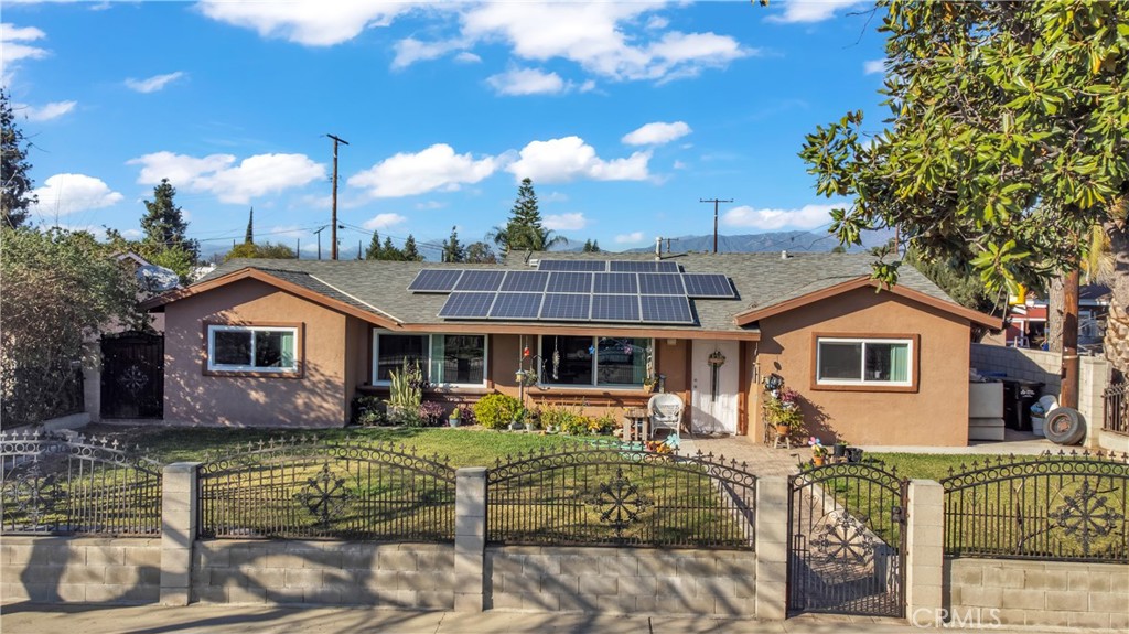 1099 E Lexington Avenue