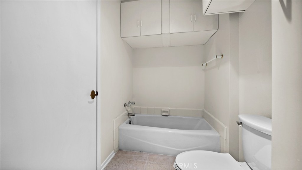 6404 Ridgebyrne Court