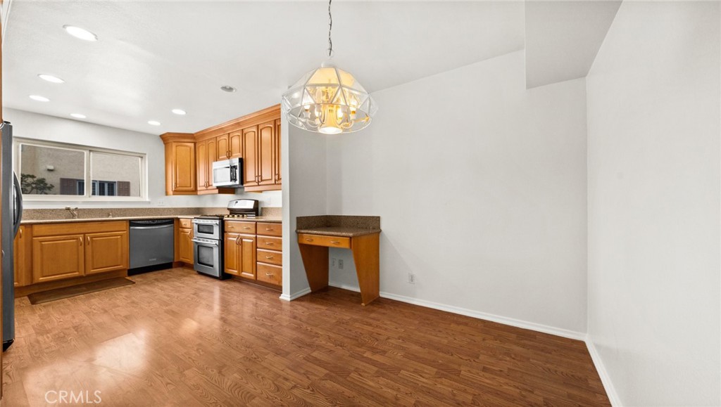 6404 Ridgebyrne Court